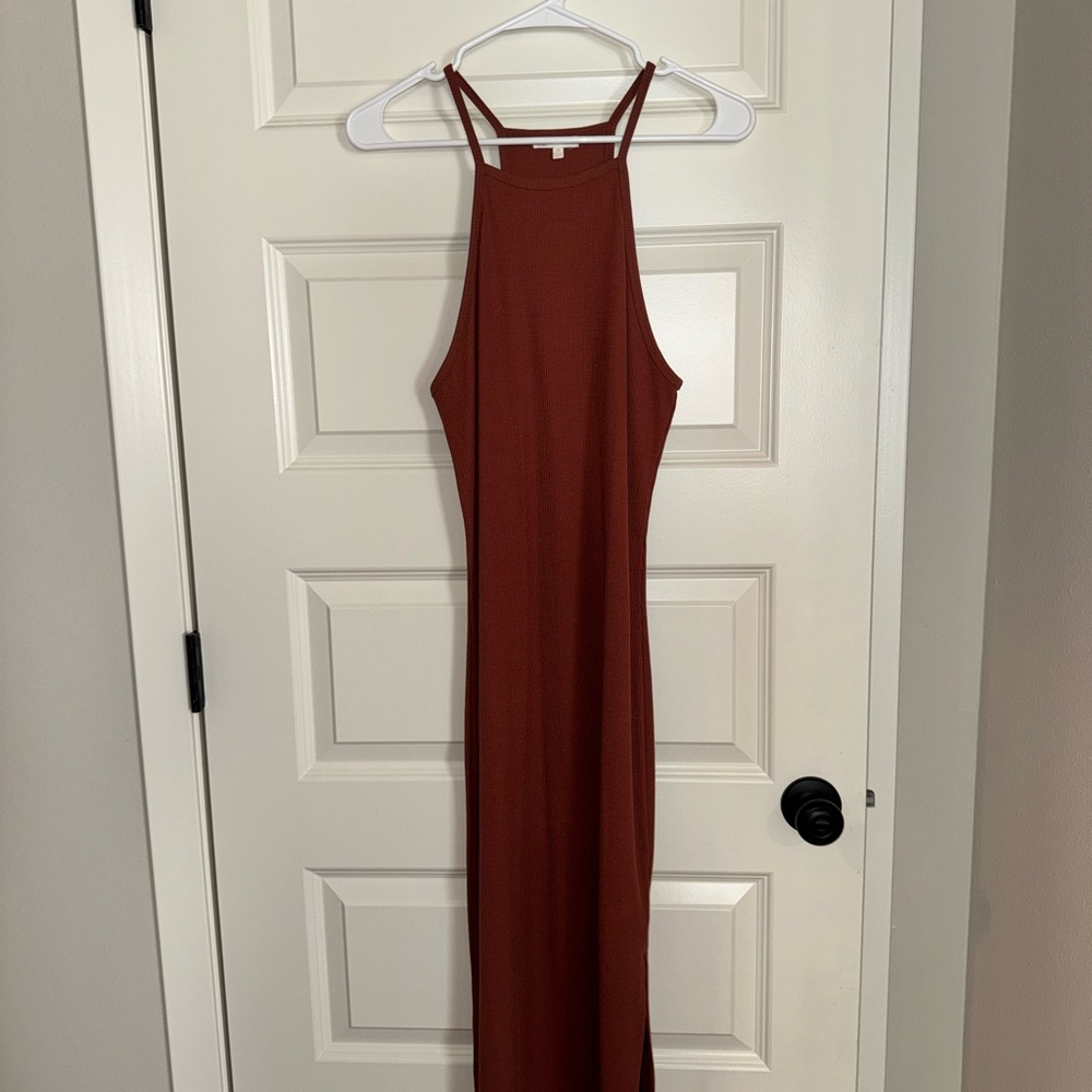 Elegant Brown Sleeveless Dress